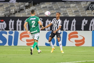 Ao bater o Goiás, Atlético alcançou a décima vitória em 15 rodadas do campeonato. Foto: Pedro Souza / Agência Galo / Atlético