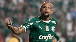 Felipe Melo ironiza tempo para treinar: "Se não vencer, pra que serviu?"