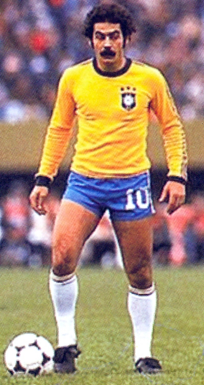 Rivellino na Copa de 1978, a última que jogou vestindo a camisa amarela mais gloriosa do planeta