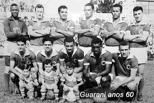 Em pé: Dimas, Ferrari, Ditinho, Walter, Eraldo Cabeção e Diogo. Agachados: Paulo Leão, Ilton Porco, Cabrita, Benê e Oswaldo