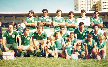 No Brinco de Ouro. Em pé estão Nei, Júlio César, Wilson Gotardo, Cocada, Sidmar e Zé Mário; agachados Joãozinho, Neto, Norberto Ceará, Serginho e Rômulo.
