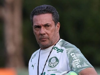 Luxemburgo caiu no Verdão depois de não entrar aquilo que prometeu: bom futebol. Foto: Cesar Greco