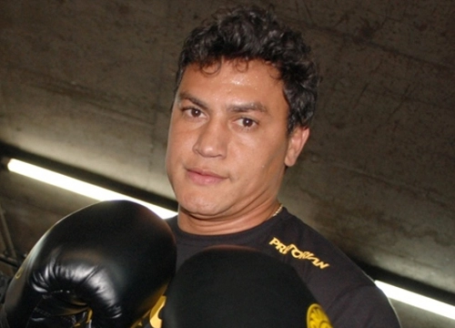 Pop&oacute;  - Ex-pugilista e atual Deputado Estadual