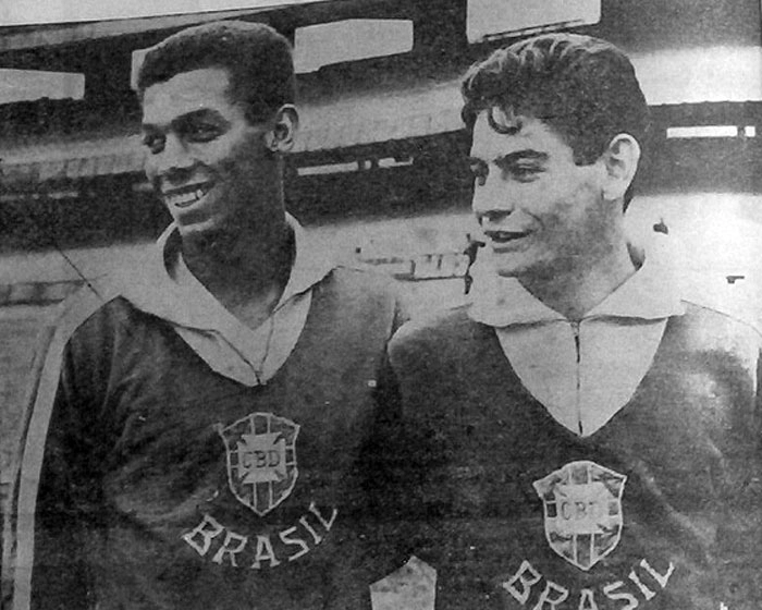 Suingue e Rivellino na Seleção dos novos. Foto enviada por Walter Roberto Peres