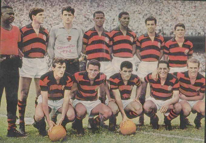 Em pé da esquerda para a direita: Murilo, Marcial, Ananias, Luis Carlos, Carlinhos e Paulo Henrique. Agachados: Espanhol, Nelsinho, Airton Beleza, Geraldo José e Osvaldo Ponte Aérea. Foto enviada por Marcus Rouanet Machado de Mello