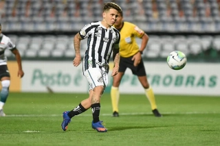 Soteldo marcou de pênalti um dos gols do Peixe. Foto: Ivan Storti/Santos F.C