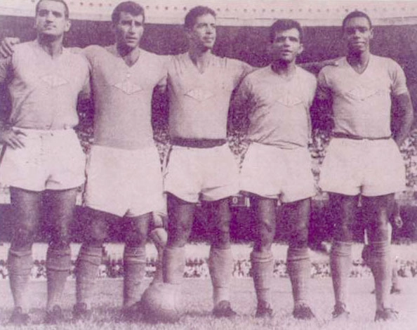 Da esquerda para a direita: Joel, Gérson, Henrique Frade, Dida e Nilo. Foto enviada por Marcus Rouanet Machado de Mello