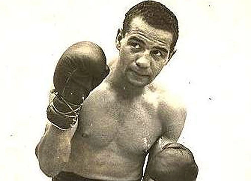 Milton Rosa  - Ex-boxeador e despachante