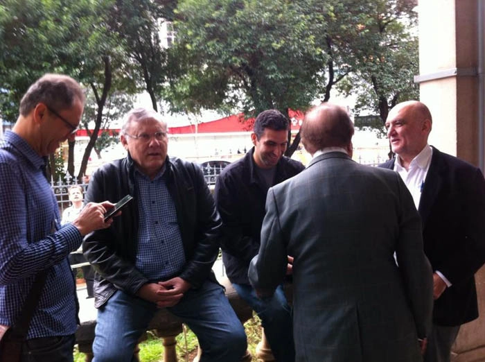 Milton Neves, Estevan Ciccone, Salomão Ésper  e Cláudio Zaidan em 6 de maio de 2015 na Casa das Rosas, dia de gravação especial da Rádio Bandeirantes. Foto: arquivo pessoal