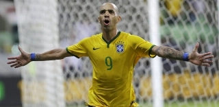 Seleção: Trio de goleiros definido e últimas opções sendo testadas