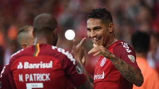Inter conta com retornos de Guerrero e Dourado para pegar o Flamengo