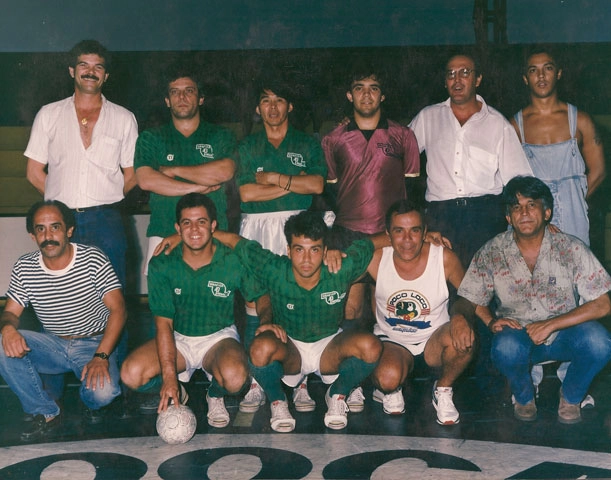 Da esquerda para a direita, Manfrini é o segundo em pé. Foto: Sarkis