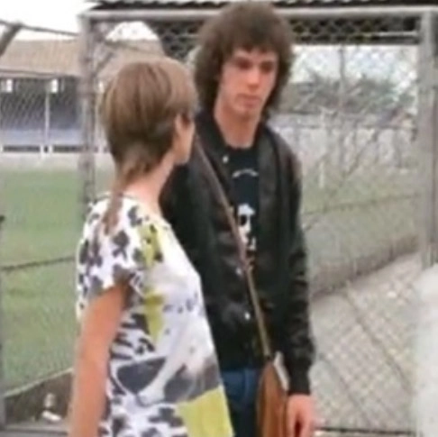 Em 1983, no Parque São Jorge, ao lado de uma atriz, durante as filmagens do filme `Onda Nova´. Foto: UOL