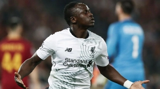 Visão  Sadio Mané promete mudar de clube se os compatriotas quiserem. Eis  o craque filantropo do Liverpool, que prefere construir escolas e hospitais  a colecionar Ferraris