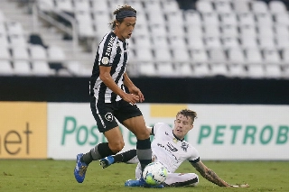 Fogão ficou duas vezes na frente no placar, acabou cedendo o empate ao Vozão. Foto: Vitor Silva/Botafogo