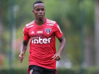 Helinho esta perto de trocar o Tricolor pelo time de Bragança. Foto: Rubens Chiri/saopaulofc.net