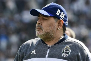 Maradona estava com uma pequena hemorragia no cérebro. Foto: Facebook/Reprodução