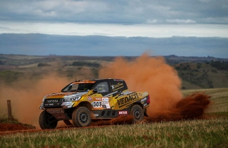 Foi o primeiro triunfo do duo na prova. Foto: Vinicius Branca/Mídias Sertões