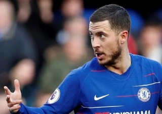 Hazard só deve fechar com Real Madrid ao final da temporada, diz jornal