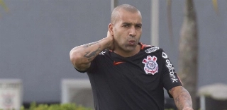 Sheik empurra favoritismo ao Fla e espera grandes jogos: "País vai parar"