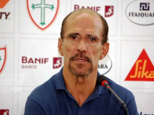 Mário no dia 23 de janeiro de 2009, apresentado na Portuguesa.