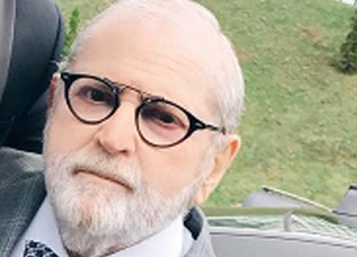 Jô Soares  - Apresentador, humorista, diretor e escritor