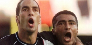 Não é só Neymar! CR7 e Romário também já brigaram por pênaltis ou faltas