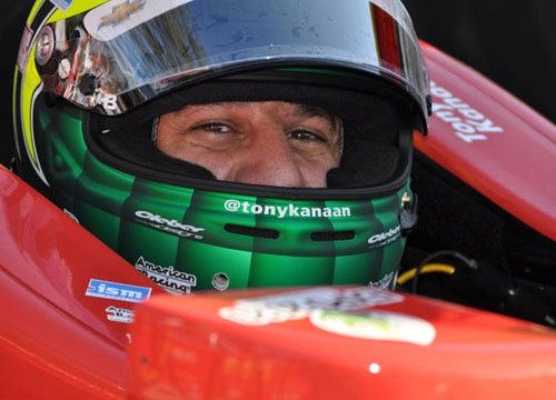 Tony Kanaan  - Piloto de Fórmula Indy