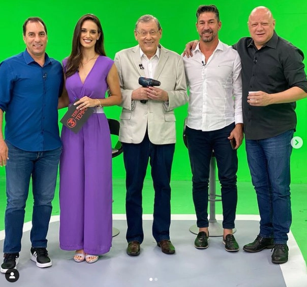 O 3&ordm; Tempo da Band em 31 de outubro de 2021, com Edmundo, Livia Nepomuceno, Milton Neves, S&eacute;rgio e Ronaldo Giovanelli