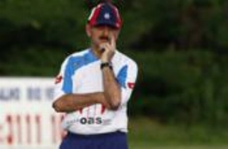 René Simões diz que Jobson pode seguir afastado 