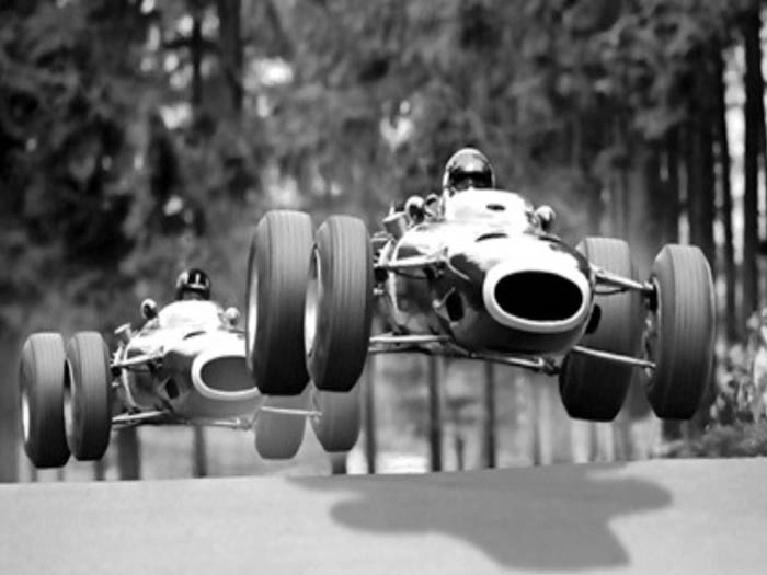 Em 1967, Jackie Stewart, seguido por Graham Hill, 
