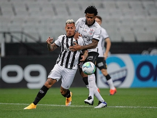 Atacante Vargas é um dos jogadores do galo que testaram positivo para Covid-19. Foto: Pedro Souza / Agência Galo / Atlético