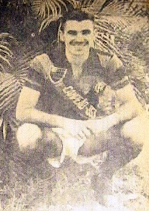 Evaristo acostumou-se a vestir faixas durante sua passagem pelo Mengão

Foto enviada por Marcelo de Paula Dieguez