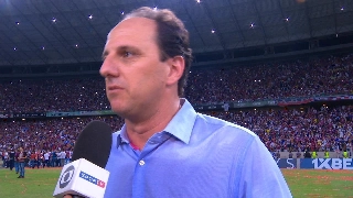 Após derrota, Rogério Ceni diz o que pensa sobre o VAR