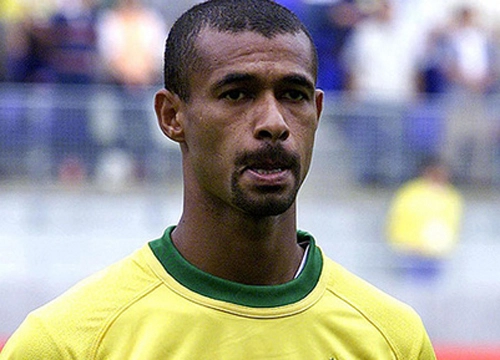 Ramon, do Flamengo: lateral jogava com chuteiras emprestadas
