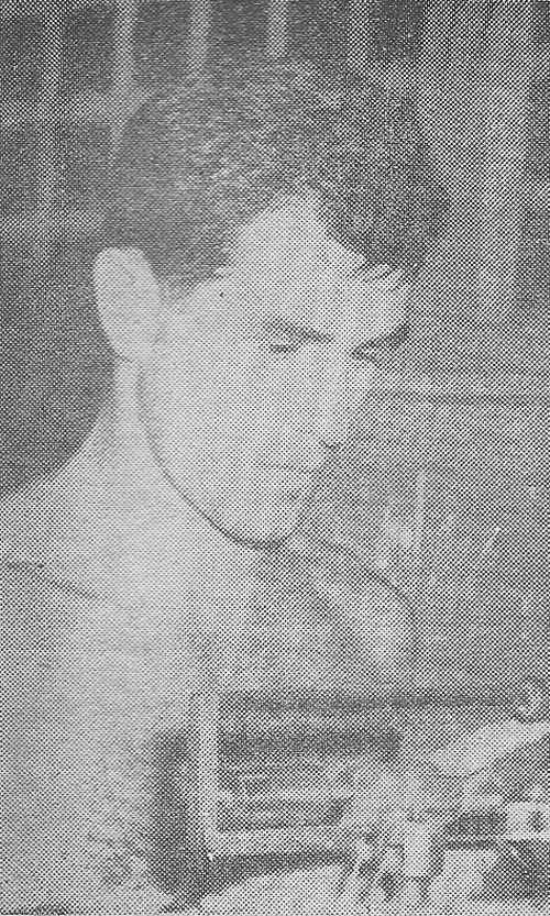 Evaristo de Macedo, ex-atacante do Flamengo, chegou a vestir a camisa do Barcelona e Real Madrid. Mas aqui na foto, Evaristo estava servindo o Brasil em Lima, no Peru, para a disputa de um Sul-Americano. Foto reprodução da revista A Gazeta Esportiva Ilustrada