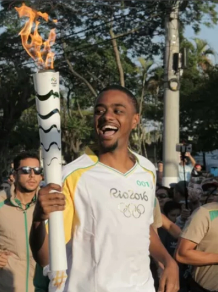 Pulinho, o filho único de João do Pulo, também conduziu a Tocha Olímpica em Taubaté-SP, no ano de 2016. Foto: Arquivo pessoal