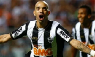 Sem ganhar um único título expressivo desde 1971, Atlético conquista o respeito dos rivais à medida que, finalmente, mostra grandeza para superar traumas