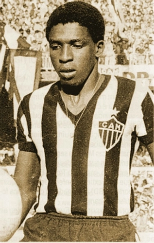 No Atlético-MG em 1977. Foto: galodigital.com.br