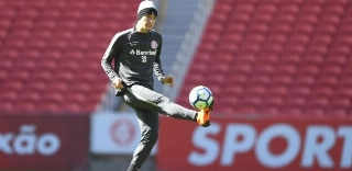 Dourado deixa treino e Inter ganha nova dúvida para pegar o São Paulo