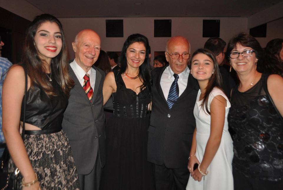 Gabriella Carsughi, Claudio Carsughi, Claudia Carsughi, Bird Clemente, Caroline (neta de Bird) e Maria Luiza (esposa de Bird) na 18ª edição do Capacete de Outro, em 17 de dezembro de 2014, no Teatro Cetip, na Fundação Tomie Ohtake. Foto: Marcos Júnior/Portal TT