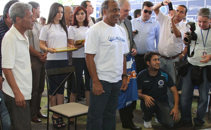 Em 2012, a diretoria do Cruzeiro homenageou os jogadores que vestiram a camisa do clube por mais de 400 vezes ou marcaram mais de 100 gols pela Raposa. Foto: VIPCOMM