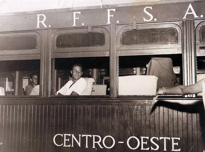 O olhar do Proc&oacute;pio na janela do trem no embarque do Cruzeiro de Belo Horizonte para o centro-oeste brasileiro.Cr&eacute;dito da foto: Levi dos Santos Xavier