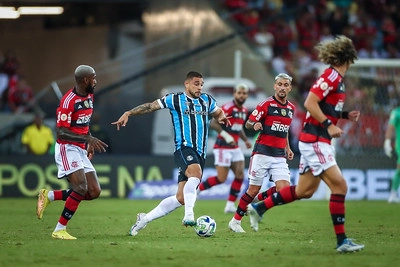 Flamengo e Grêmio iniciam duelo de 'matadores' por vaga na final da Copa do  Brasil; retrospecto