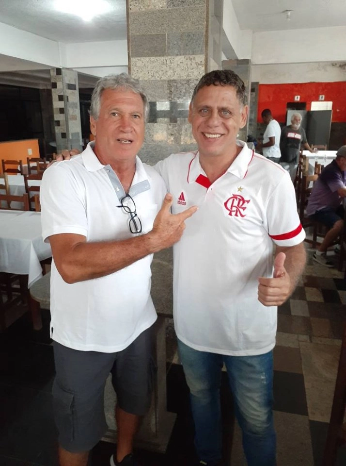 Craques flamenguistas do passado: Rondinelli e Ronaldo Marques, em outubro de 2019