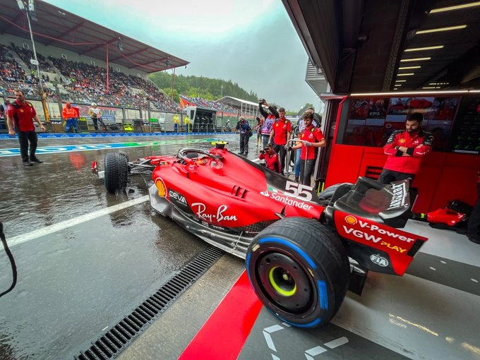 LECLERC E SAINZ COMANDAM O TREINO LIVRE DO GP DE LAS VEGAS NOS EUA DA F1  2023 