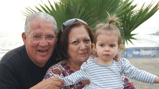 Mifflin com a esposa Ingrid Queirolo e uma neta, em Lima, no Peru, em março de 2011. Foto: arquivo pessoal de Mifflin