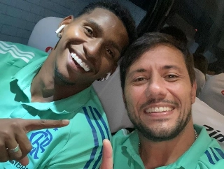 Diego Alves tem contrato com o Fla até 31 de dezembro, enquanto Hugo renovou até 2025. Foto: Twitter/Reprodução