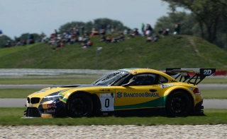 Automobilismo: Cacá Bueno/Sérgio Jimenez conquistam pódio no Mundial de GT