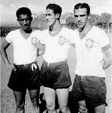 Zizinho, Ademir de Menezes e Jair Rosa Pinto em treino do Brasil. Infelizmente a copa n&atilde;o veio.